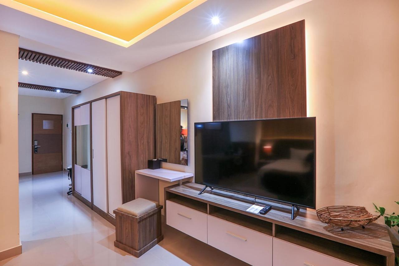 Canggu Dream Village Hotel And Suites Exterior photo