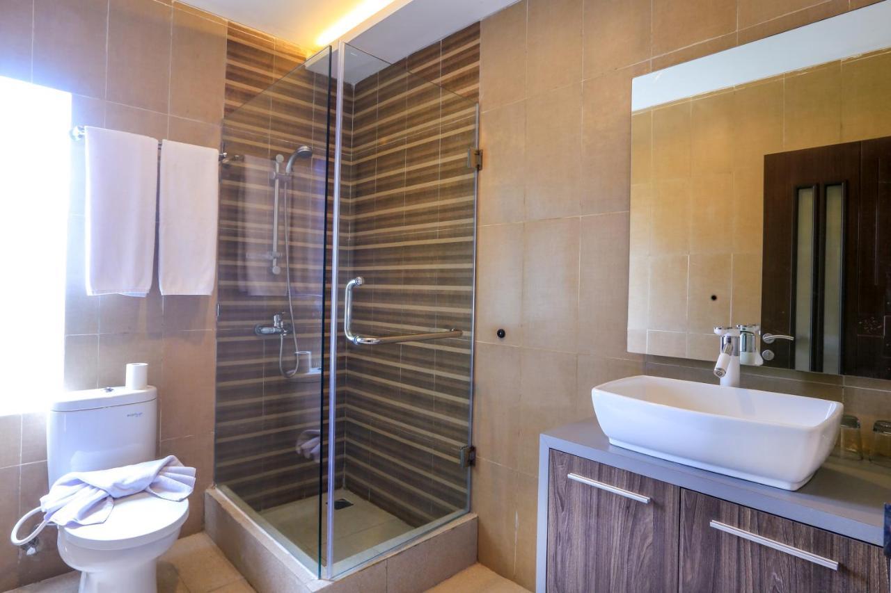 Canggu Dream Village Hotel And Suites Exterior photo